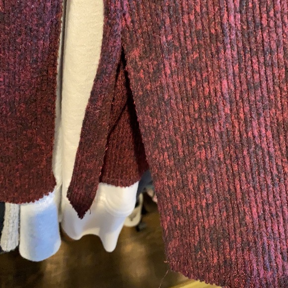 Don’t wear anymore, good condition, size extra small. - Picture 3 of 3